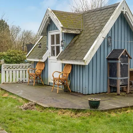 Amazing In Faxe Ladeplads With 3 Bedrooms And Wifi Feriehus *
